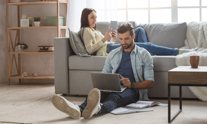 family using internet devices-1